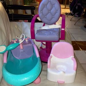 Doll Salon Chair and Accessories Set